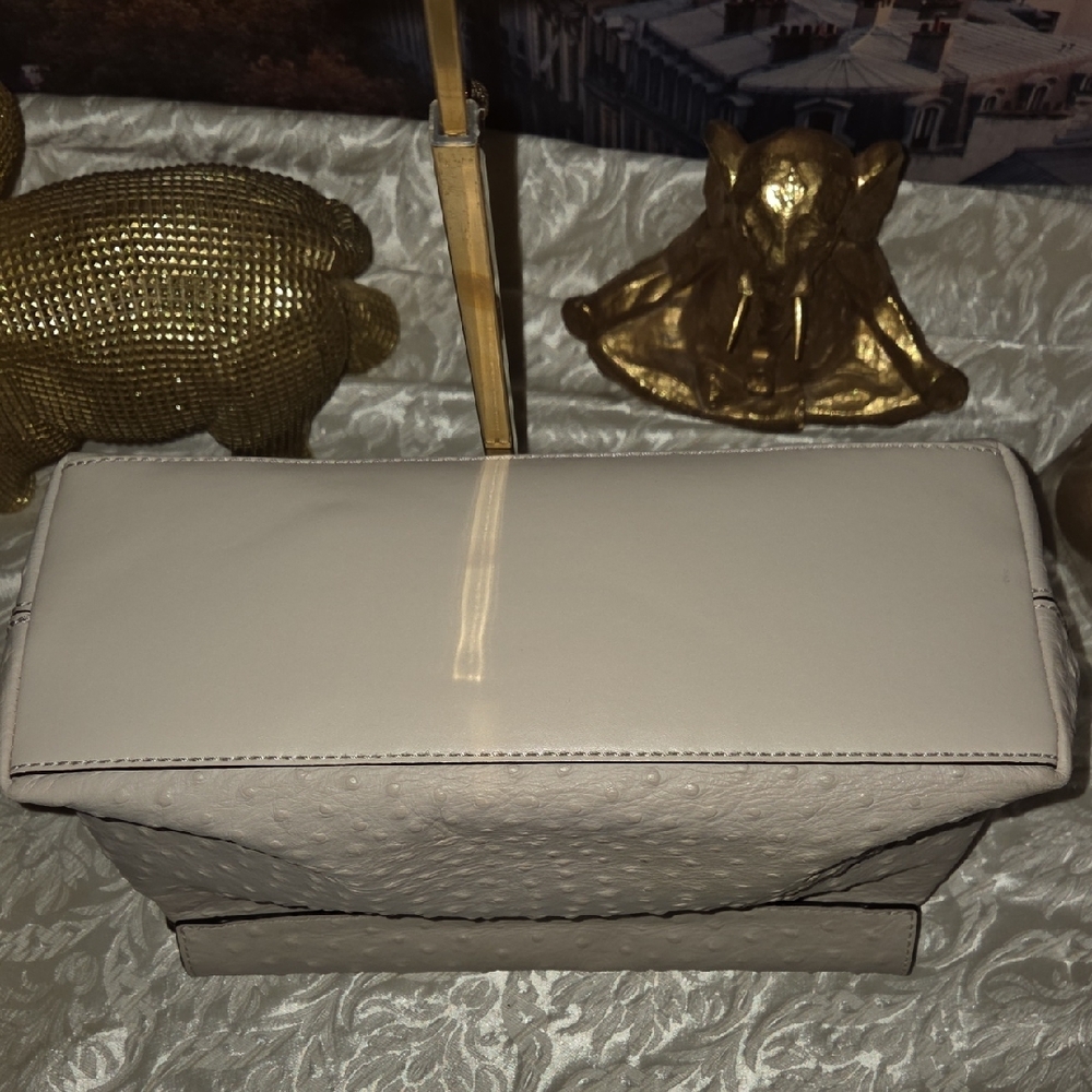 Kate Spade Eel Skin Cream Shoulder Bag - Picture 8 of 9